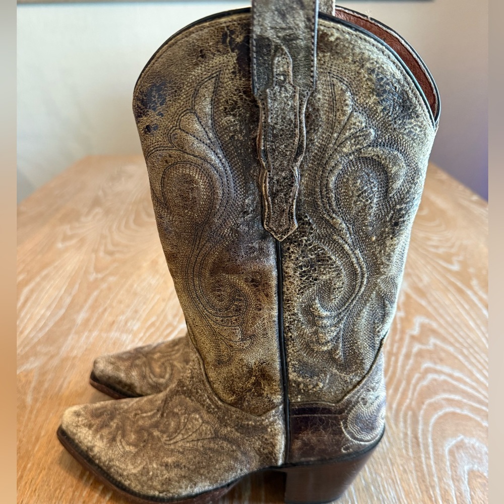 Dan Post Distressed Brown Leather Western Heeled Boots